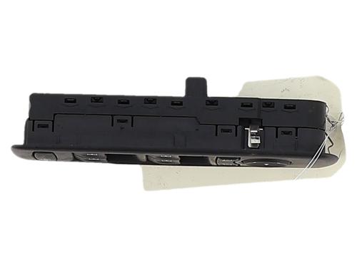 left-front-window-switch-renault-megane-iii-hatchback-bz01_-b3_-2008-38789741 main image