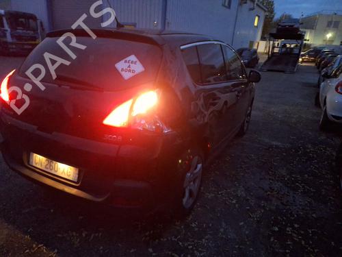 Left front fenders PEUGEOT 3008 I MPV (0U_) 1.6 HDi | BP30536241C41