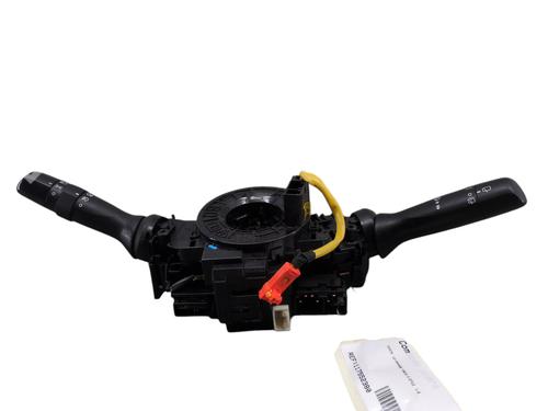 Used Steering column stalk TOYOTA YARIS (_P13_) 1.3 (NSP130_, NSP130) (99 hp) 33028749