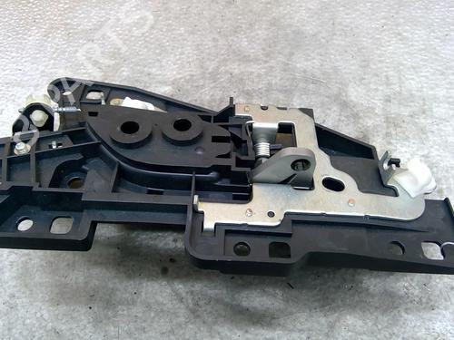 Used Rear left exterior door handle HONDA CIVIC VIII Hatchback (FN, FK) 2.2 CTDi (FK3) (140 hp) 25110913