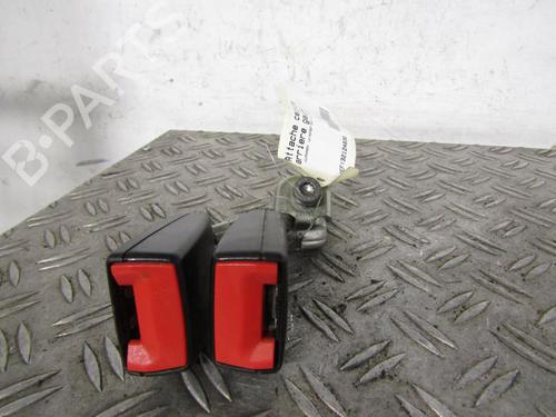 Used Seat buckle VW GOLF VI (5K1) 1.4 (80 hp) 25108530