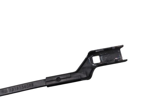 Used Front windshield wiper arm VW UP! (121, 122, BL1, BL2, BL3, 123) 1.0 (60 hp) 30204086