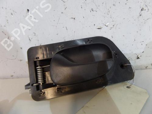 Used Front left interior door handle RENAULT LAGUNA I (B56_, 556_) 1.6 16V (B568, B561) (107 hp) 25070512