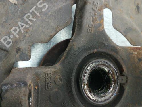 Used Left front steering knuckle VOLVO S40 II (544) 2.0 D (136 hp) 25089242