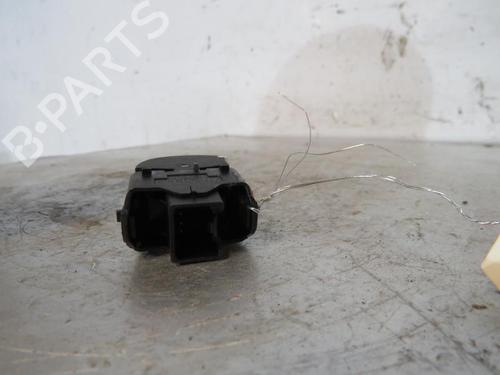 Used Left rear window switch Left rear window switch FORD FOCUS III 2.0 TDCi (150 hp) 25114391 25114391