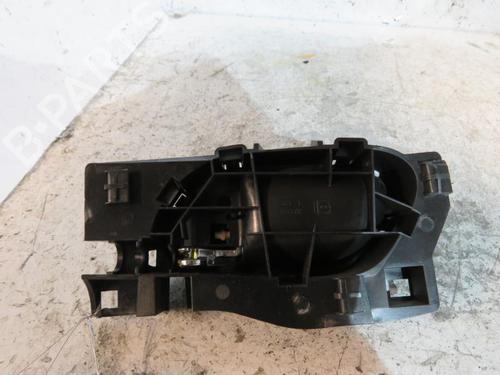 Used Front right interior door handle Front right interior door handle PEUGEOT 207 (WA_, WC_) 1.6 HDi (90 hp) 25066831 25066831