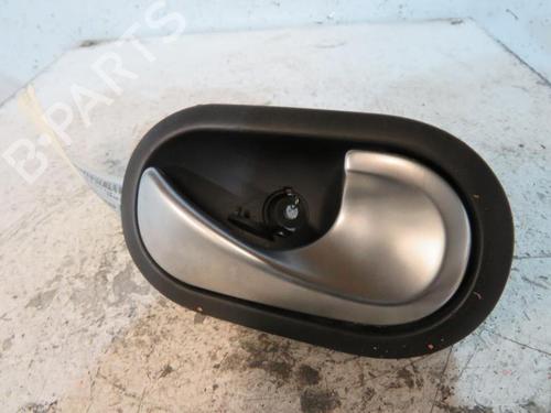 Used Front right interior door handle RENAULT MEGANE II Estate (KM0/1_) 1.5 dCi (KM02, KM13) (101 hp) 25109751