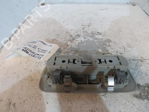 Plafonier Plafonier TOYOTA COROLLA (_E12_) 1.6 VVT-i (ZZE121_, ZZE121R) (110 hp) 25067230 25067230