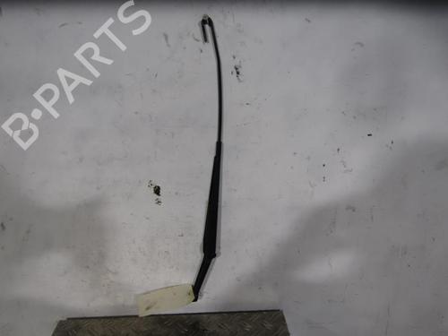 Used Front windshield wiper arm OPEL ZAFIRA A MPV (T98) 2.2 DTI 16V (F75) (125 hp) 25070025