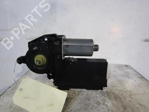 Used Right front window motor Right front window motor VW TOUAREG (7LA, 7L6, 7L7) 2.5 R5 TDI (174 hp) 25064061 25064061