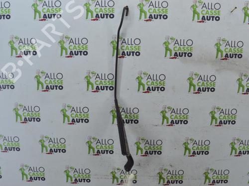 Used Front windshield wiper arm CITROËN XANTIA (X1_, X2_) 1.8 i 16V (110 hp) 25086629