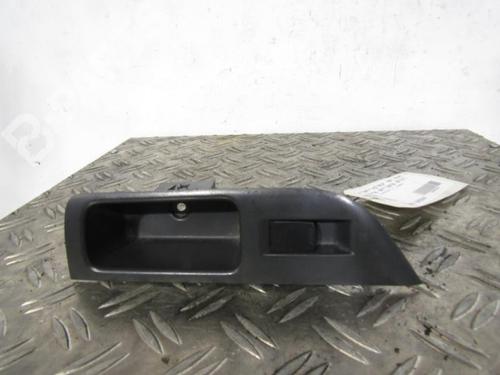 Used Right rear window switch Right rear window switch SUZUKI SWIFT III (MZ, EZ) 1.3 (RS413, ZC11S) (92 hp) 10591271 10591271