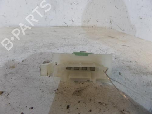 Used Heater resistor OPEL CORSA C (X01) 1.2 (F08, F68) (75 hp) 25085689