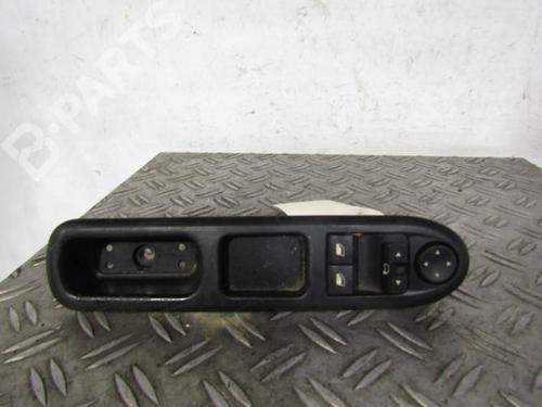 Used Left front window switch Left front window switch PEUGEOT 407 SW (6E_, 6D_) 1.6 HDi 110 (109 hp) 10588138 10588138
