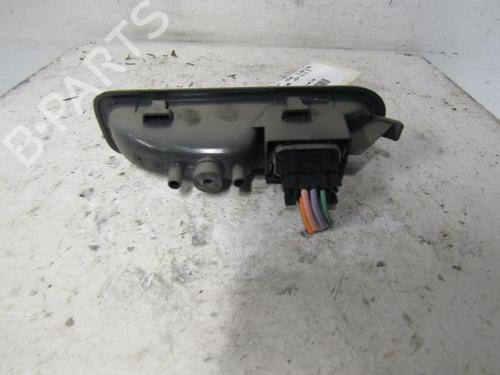 Used Right rear window switch Right rear window switch RENAULT CLIO III (BR0/1, CR0/1) 1.5 dCi (BR0H, CR0H, CR1S, BR1S) (106 hp) 25094458 25094458