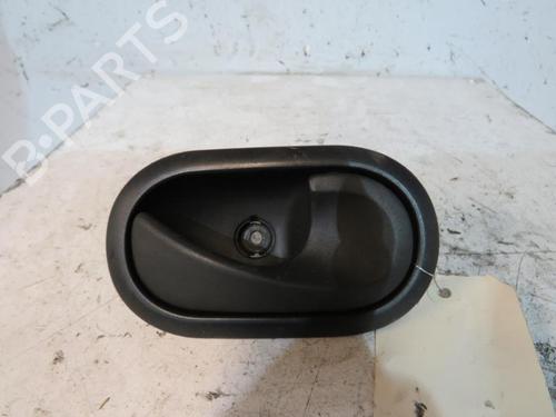 Used Front right interior door handle RENAULT CLIO III Hatchback Van (SB_, SR_) 1.5 dCi (68 hp) 25092655