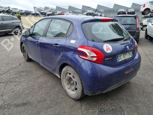 Seat buckle PEUGEOT 208 I (CA_, CC_) 1.4 HDi | BP25060375I32