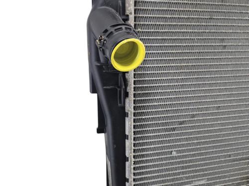 water-radiator-bmw-1-e87-2003-2004-2005-2006-2007-2008-2009-2010-2011-2012-2013-30969025 main image