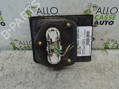 Used Left tailgate light Left tailgate light RENAULT 21 Estate (K48_) 2.1 Turbo-D (K48A, K48W, K487, K488) (88 hp) 25070984 25070984