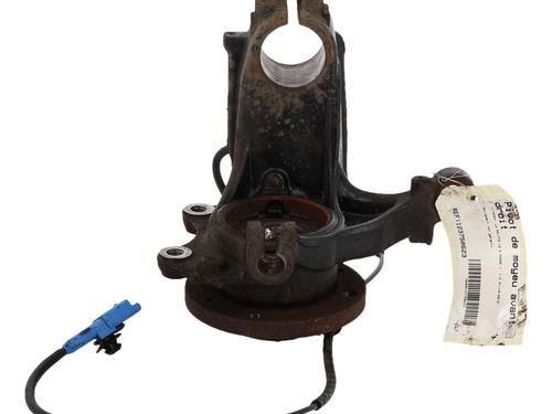 Used Right front steering knuckle Right front steering knuckle CITROËN C3 III (SX) 1.2 PureTech 82 (83 hp) 33741901 33741901