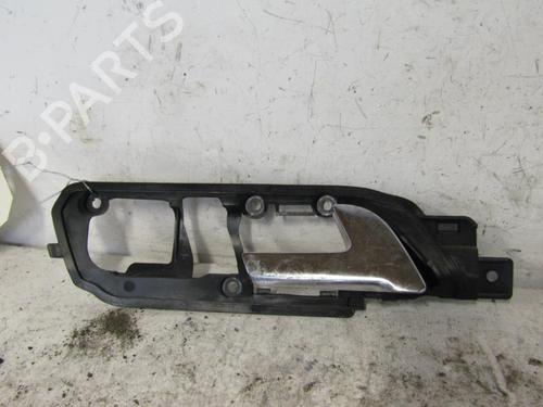 Used Front right interior door handle VW POLO (9N_, 9A_) 1.4 TDI (75 hp) 25083225