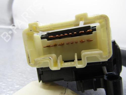 Used Switch TOYOTA COROLLA Verso (ZER_, ZZE12_, R1_) 2.2 D-4D (AUR10_, AUR10R) (136 hp) 25111636