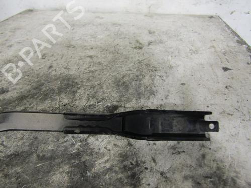 Front windshield wiper arm PEUGEOT 307 CC (3B) 2.0 16V | BP25113846C143 