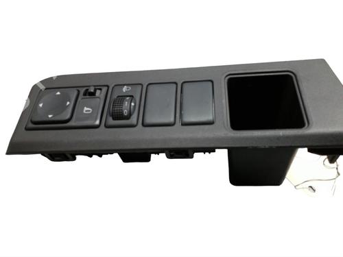 Used Mirror switch Mirror switch NISSAN NOTE (E11, NE11) 1.5 dCi (86 hp) 25077656 25077656