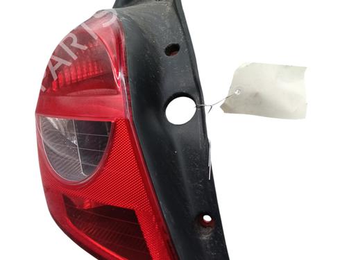 Used Left taillight RENAULT CLIO III (BR0/1, CR0/1) 1.5 dCi (C/BR0G, C/BR1G) (68 hp) 31043020