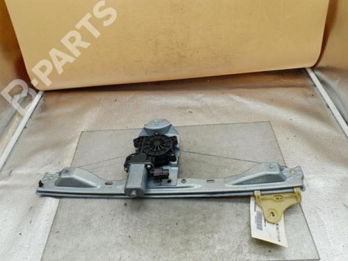 Used Front left window mechanism Front left window mechanism RENAULT TWINGO III (BCM_, BCA_) 0.9 TCe 90 (BCM9, BCM2) (90 hp) 10577190 10577190