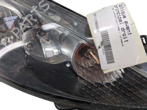 Right headlight FORD FIESTA VI (CB1, CCN) 1.25 | BP30903391C29 