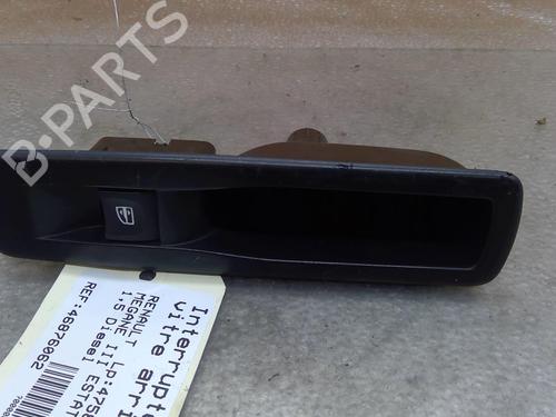 Used Left rear window switch Left rear window switch RENAULT MEGANE III Grandtour (KZ0/1) 1.5 dCi (KZ09, KZ0D, KZ1G, KZ29, KZ14, KZ1W, KZ10, KZ1F,... (110 hp) 25081913 25081913