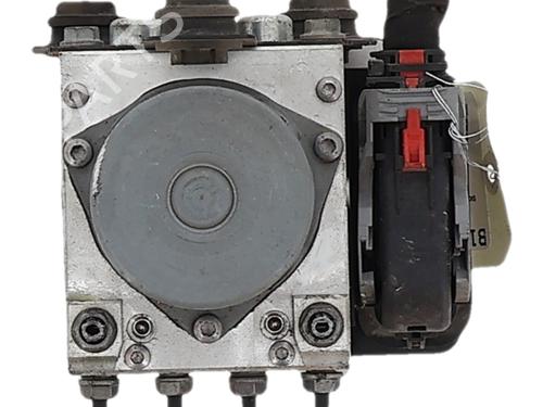 ABS Bremseaggregat ABS Bremseaggregat SKODA RAPID Spaceback (NH1) 1.6 TDI (115 hp) 39738456 39738456
