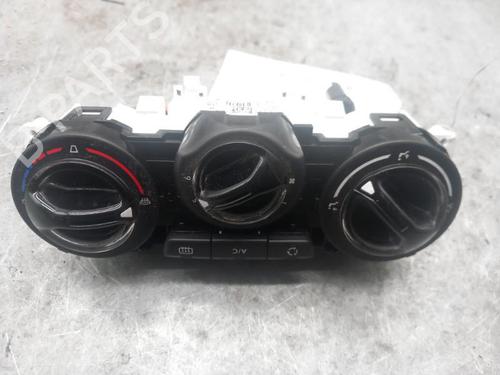 Climate control PEUGEOT 208 I (CA_, CC_) 1.2 VTI 82 | BP25101172I5