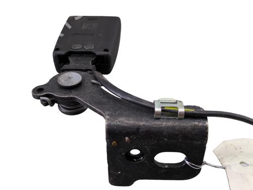 Used Seat buckle PEUGEOT 308 SW II (LC_, LJ_, LR_, LX_, L4_) 1.6 BlueHDi 120 (120 hp) 28517018