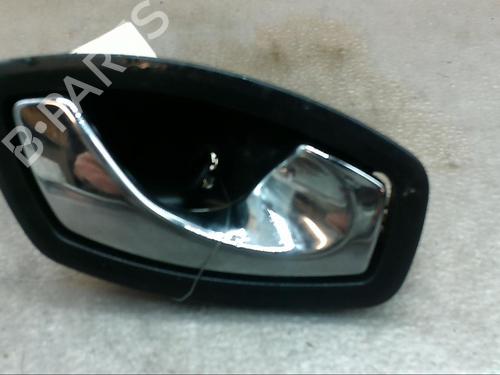 Højre bagtil invendig håndtag RENAULT MEGANE III Hatchback (BZ0/1_, B3_) 1.2 TCe (BZ2B, BZ11) (116 hp) 25110833