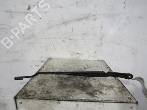 Used Front windshield wiper arm SEAT TOLEDO II (1M2) 1.9 TDI (110 hp) 25070307