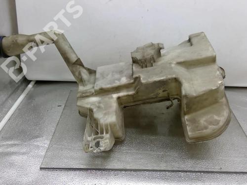 Used Windscreen washer tank Windscreen washer tank CITROËN C5 III (RD_) 1.6 HDi 110 (RD9HL0, RD9HR8, RD9HRA) (112 hp) 10581522 10581522