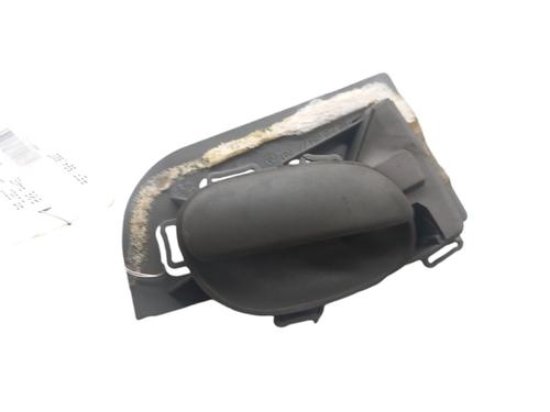 Used Front left interior door handle Front left interior door handle PEUGEOT 206 Hatchback (2A/C) [1998-2012] 25101050 25101050