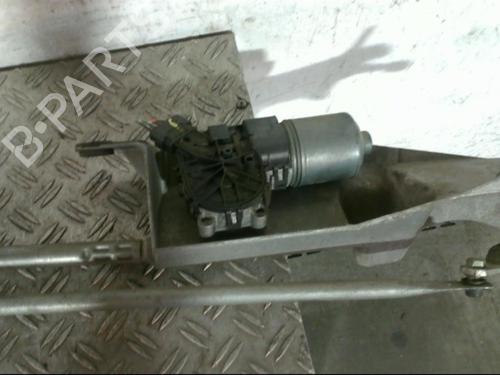 Used Front wiper motor RENAULT MODUS / GRAND MODUS (F/JP0_) 1.5 dCi (FP0F, JP0F) (86 hp) 25068112