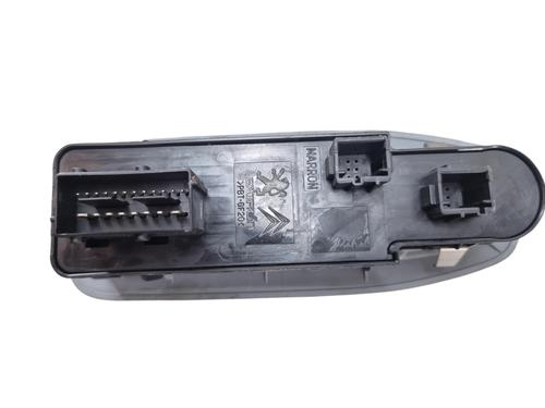 Left front window switch PEUGEOT 208 I (CA_, CC_) 1.2 VTI 82 | BP28962347I27 