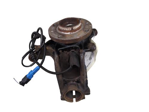 Used Left front steering knuckle PEUGEOT 2008 I (CU_) 1.2 VTi (82 hp) 31299526