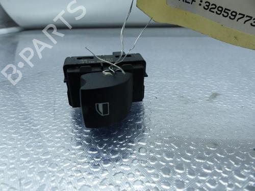 Used Left rear window switch BMW 1 (E87) 120 d (163 hp) 25091629
