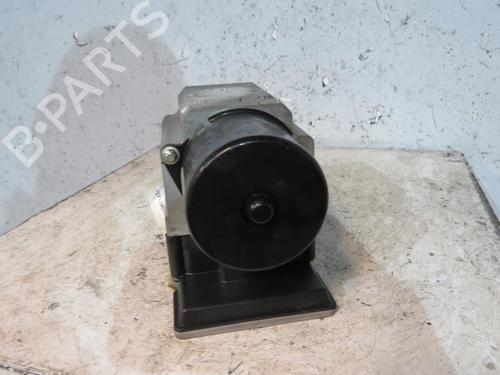 Used ABS pump ABS pump OPEL SIGNUM Hatchback (Z03) 3.0 V6 CDTI (F48) (177 hp) 25066130 25066130