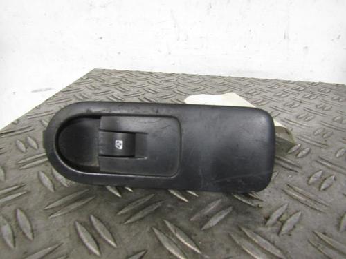 Used Right front window switch RENAULT SCÉNIC II (JM0/1_) 1.5 dCi (JM1E, JM16) (106 hp) 25065704