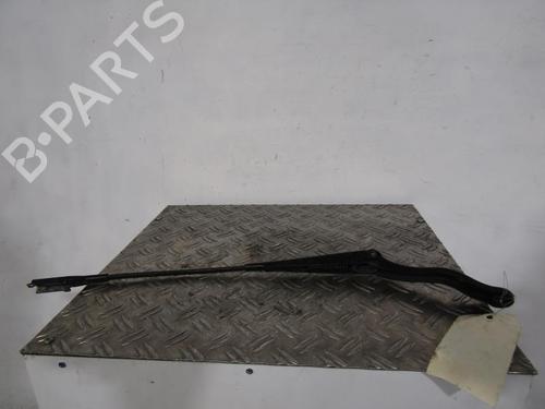 Used Front windshield wiper arm OPEL CORSA D (S07) 1.3 CDTI (L08, L68) (75 hp) 25113277