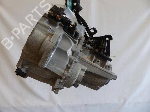 gearbox-nissan-primera-hatchback-p12-2002-25095586 main image