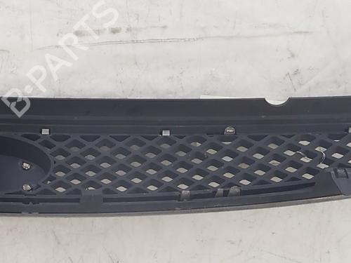 Grill Grill FORD FIESTA V (JH_, JD_) 1.6 16V (100 hp) 37201237 37201237