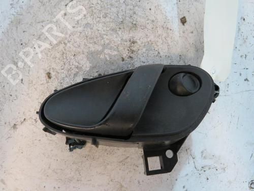 Venstre foran invendig håndtak CITROËN XSARA Coupe (N0) 1.9 TD (90 hp) 25092705