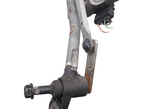 Used Front wiper motor RENAULT CLIO III (BR0/1, CR0/1) 1.5 dCi (C/BR0G, C/BR1G) (68 hp) 31802084